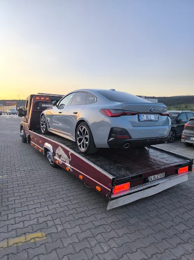 Acil Kanca flatbed çekici BMW taşıma – Maltepe oto çekici